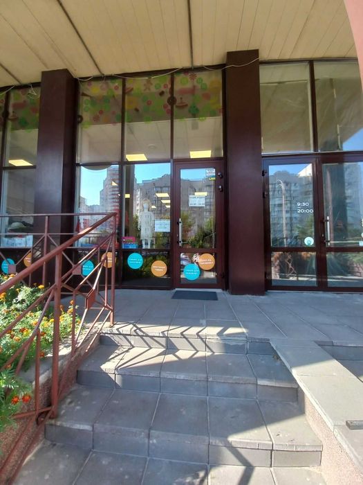 Оренда фасадного приміщення вул.Самійла Кішки (Конєва) 54,9 кв.м