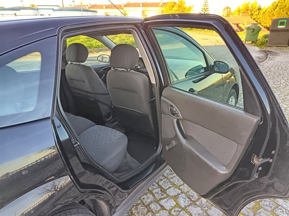Ford focus 1.4 Gasolina com AC