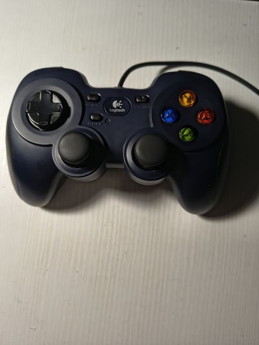 Джостик ложітек гарний