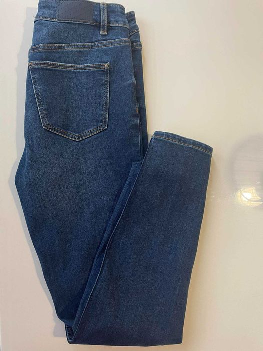 Jeansy  Mohito rozmiar 36 nowe