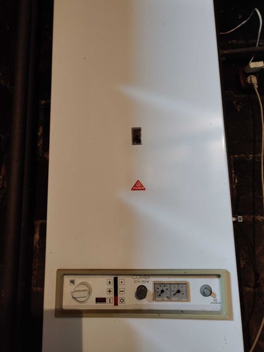 Piec Mora 674-95HW