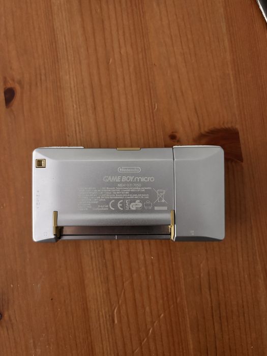 Gameboy Micro em caixa