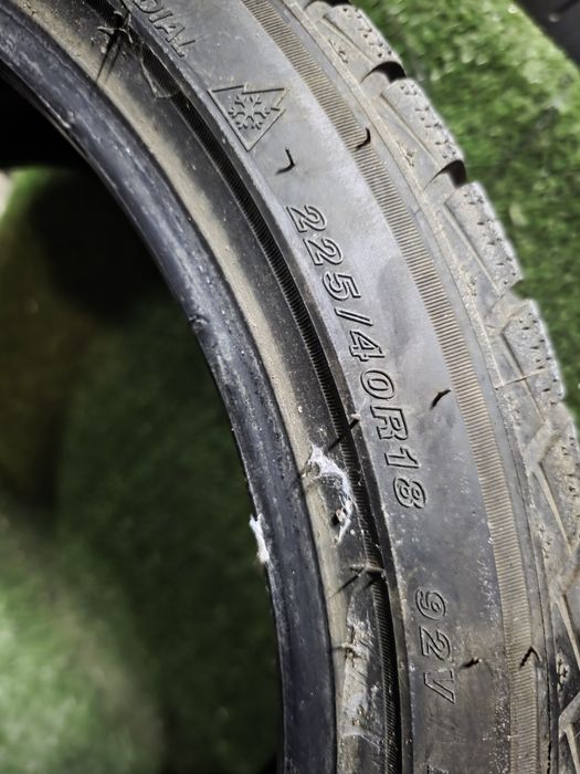Sprzedam Opony Zimowe 225/40R18 7mm