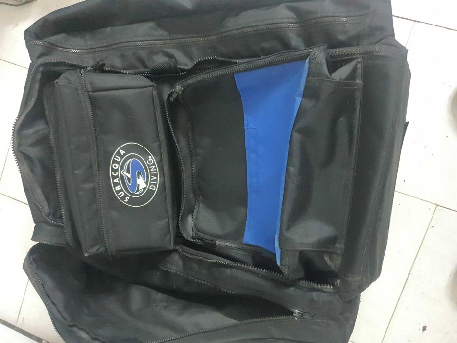 Mochila de fotografia e vários