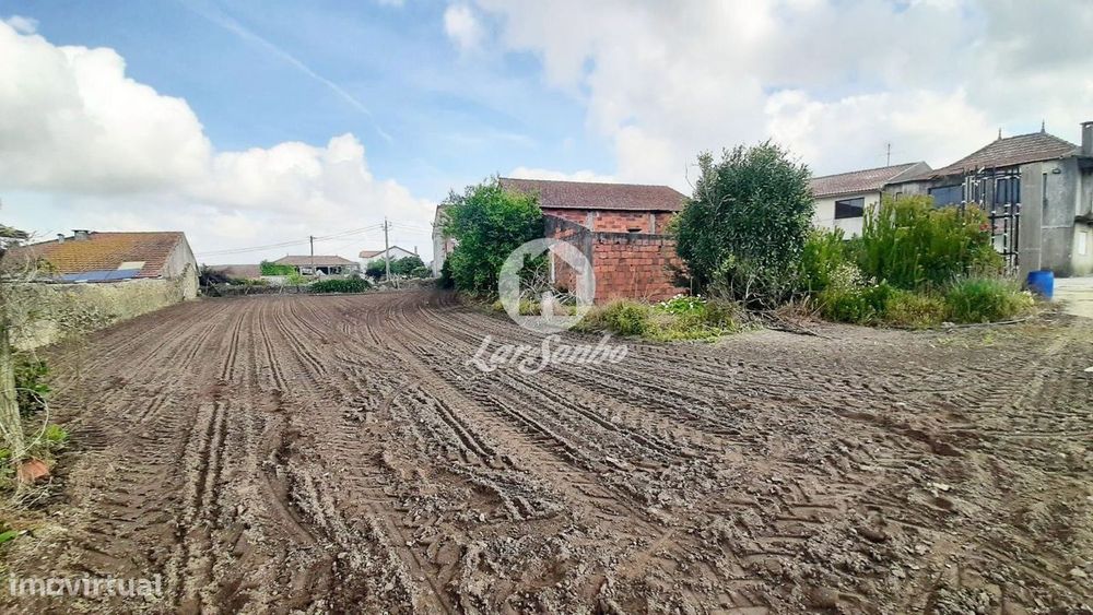 Terreno Rústico de 1.214m² | Tougues, Vila do Conde