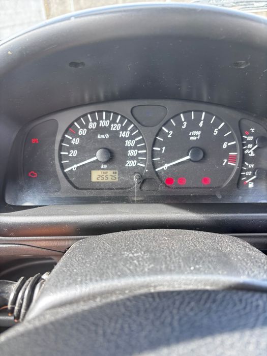 Opel Argila 2001