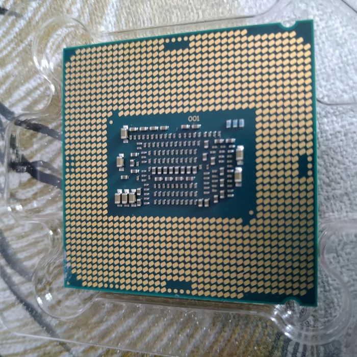 Procesor Intel core i3-8350K