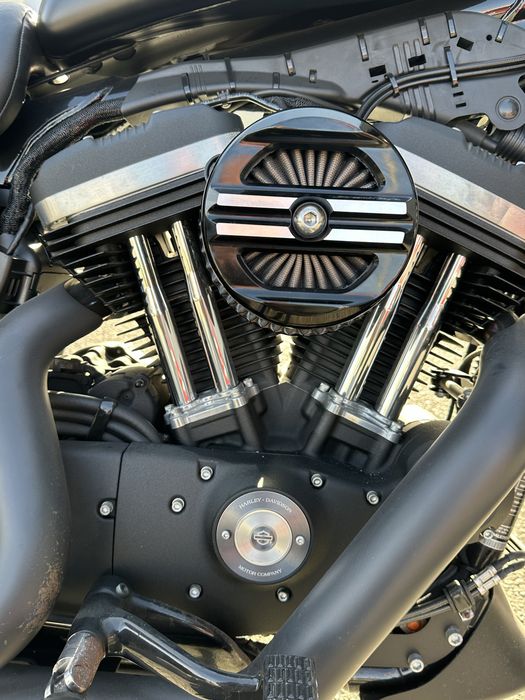 Harley Davidson Sportster XL883N Iron 8.800km 2018