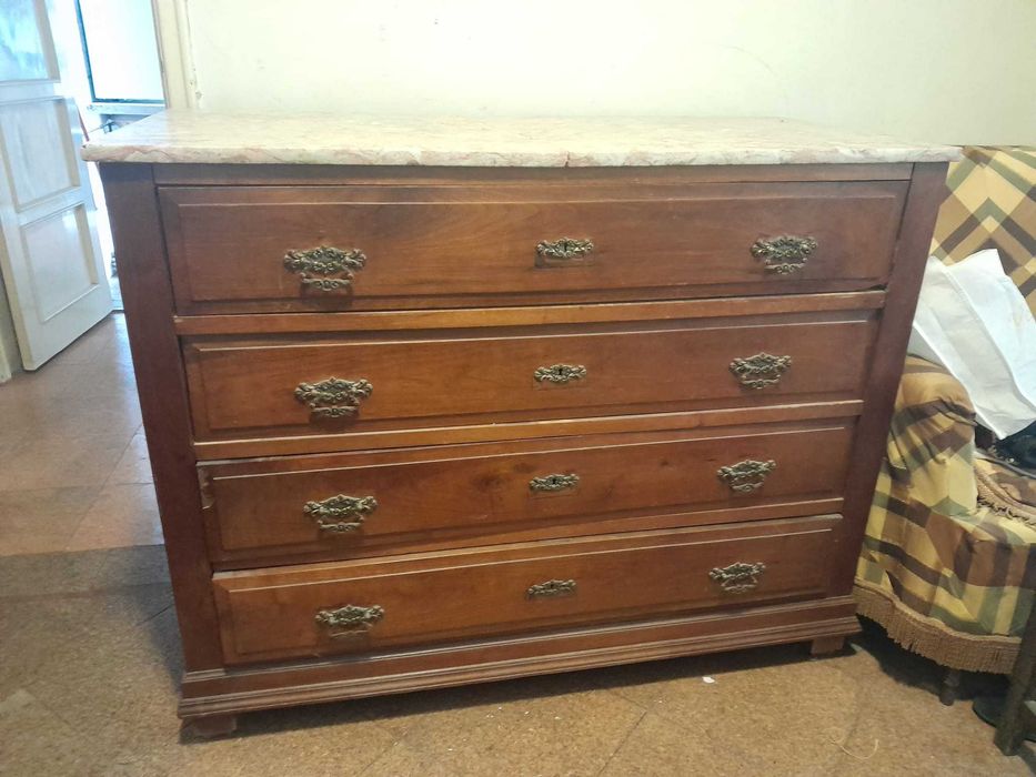 Secretária Antiga com Tampo em Mármore