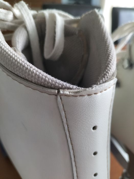 Bota Edea rondó 260(tam. 39)
Base rolline variant 150
Muito bem estimados.
Base rolline variant 130
Em bom estado.
Base rolline variant 130
Em bom est
