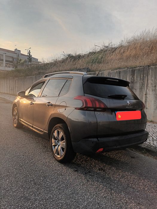 Peugeot 2008 — fotografia 4