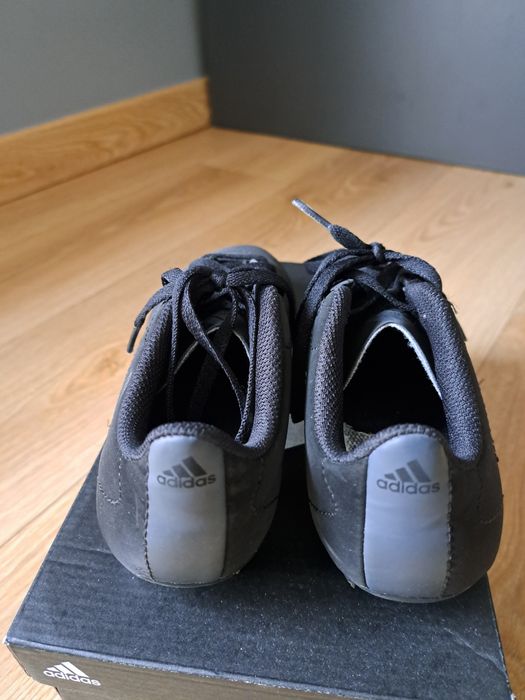 Buty do piłki nożnej adidas