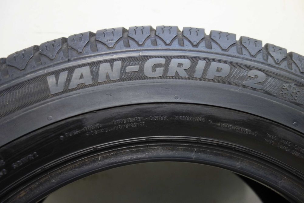 Opony zimowe 205/65/16C - SEMPERIT Van-Grip 2