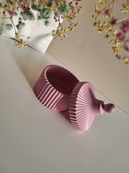 Szkatułka gipsowa nowa