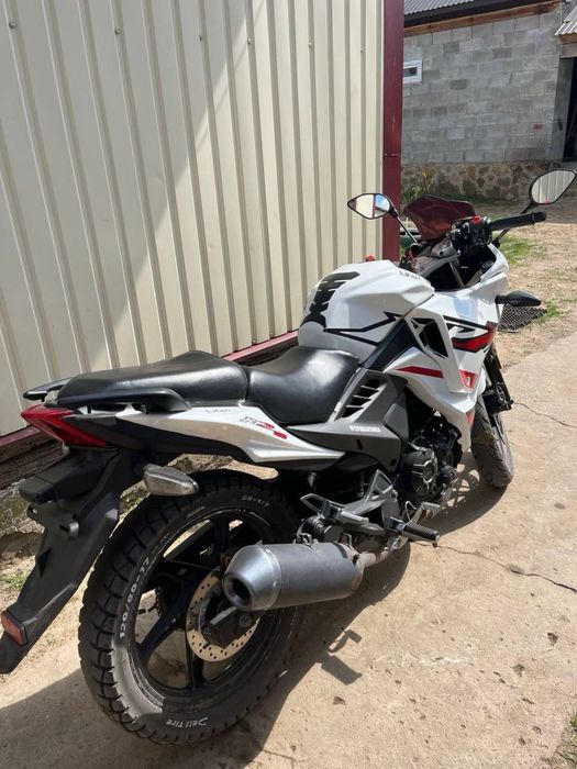 Продам мотоцикл Ліфан кпр200