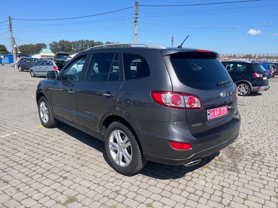 Hyundai Santa Fe 4 wd 2011