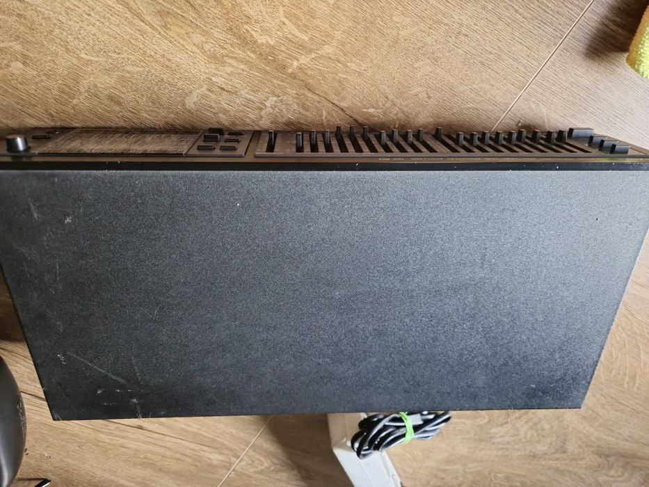 Korektor graficzny Azden GX-50