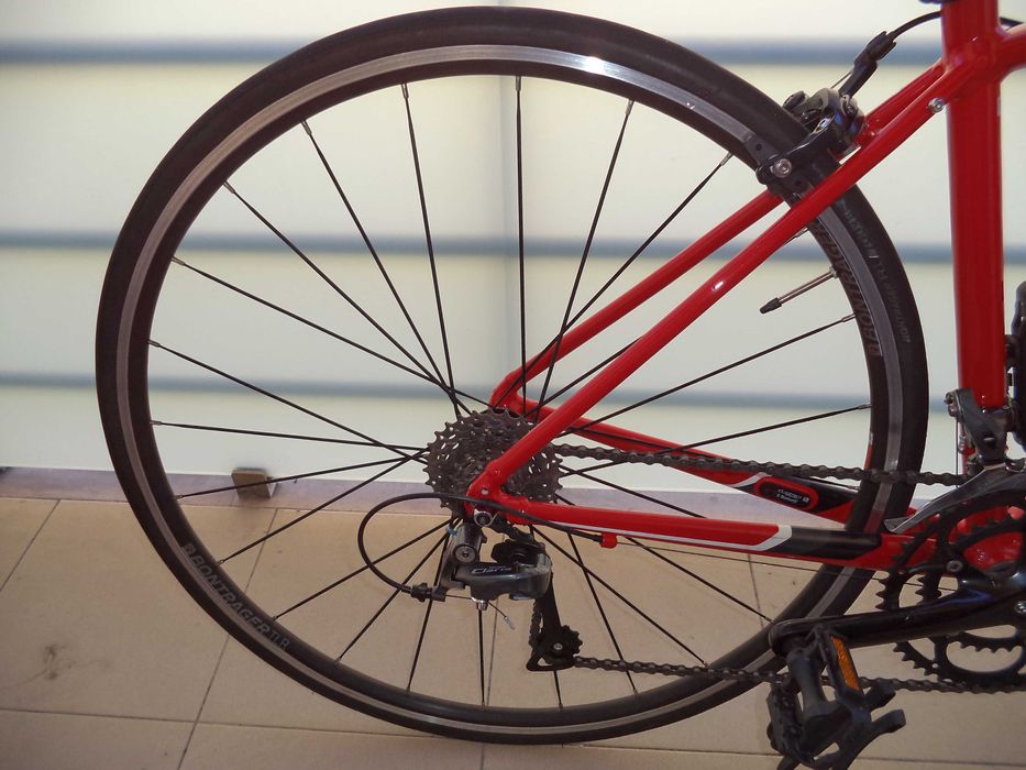 Bicicleta Trek Domane Al 2