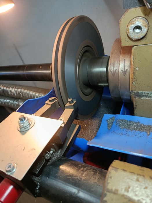 Regeneracja tarcz hamulcowych przetaczanie/toczenie