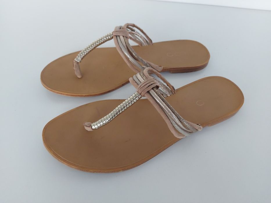 Buty klapki japonki Aldo w rozmiarze 38