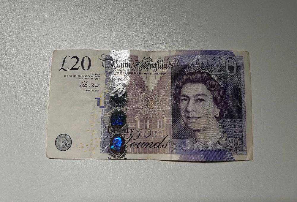 Sprzedam oryginalny brytyjski banknot 20 funtów