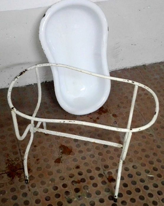 Bidé esmaltado antigo