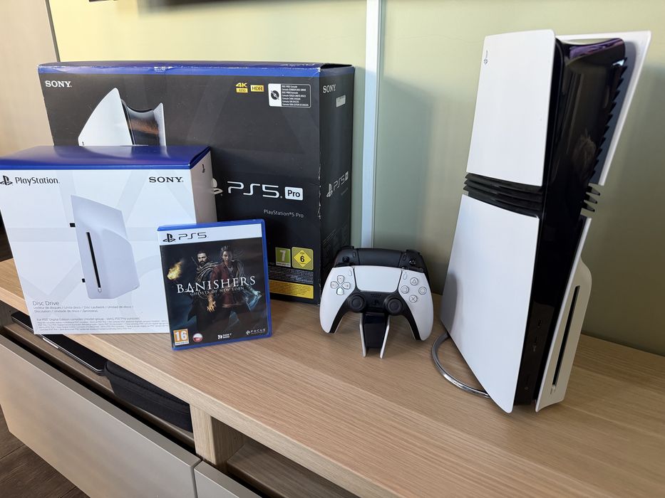 Konsola PlayStation 5 Pro 2tb Duży zestaw 2x pad Napęd Ładowarka Gra