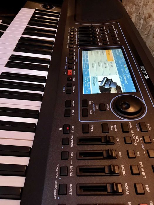 Keyboard Ketron SD 60 + futerał (lub zamiana)