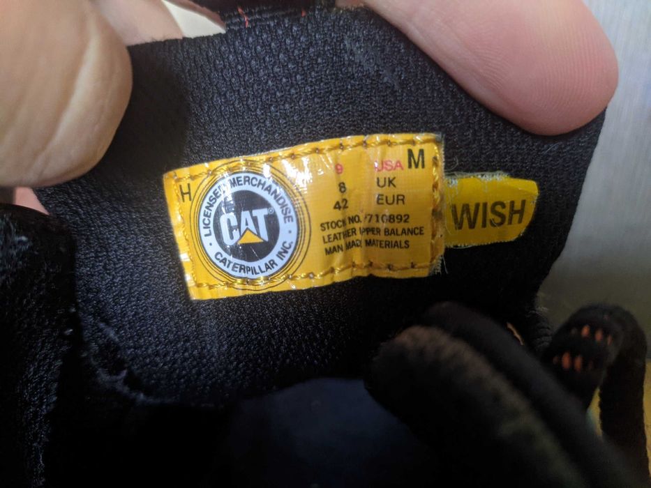 Caterpillar - шкіряні кросівки