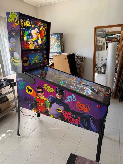 Flipper Pinball Batman 66 Premium HUO fliper flippers