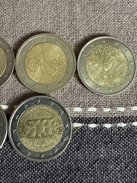 Монети Євро 2 євро 1 євро