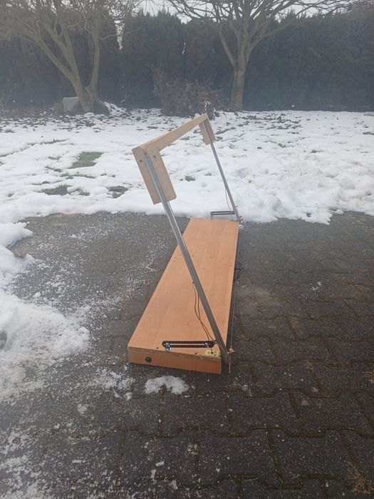 Gilotyna do styropianu gotowa do pracy (cięcie pod kątem) 105-130 cm
