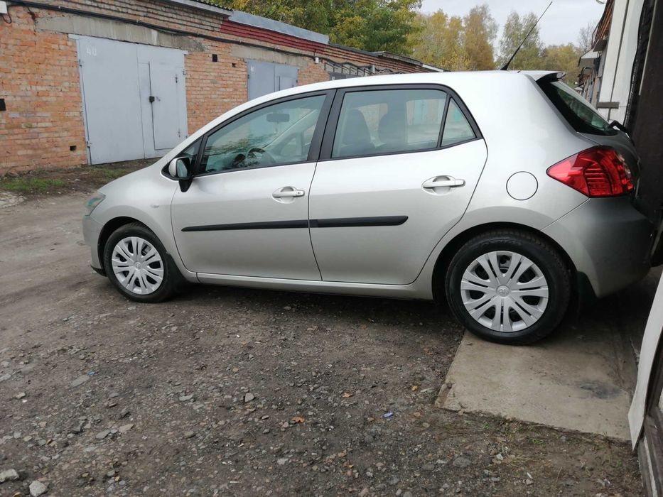 Продам Toyota Auris 2008 р 1.6 Бензин-Газ-4-го поколения
