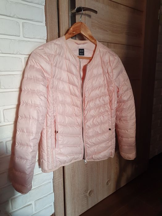 Kurtka pikowana damska Stradivarius Ultra Light puchowa r. M