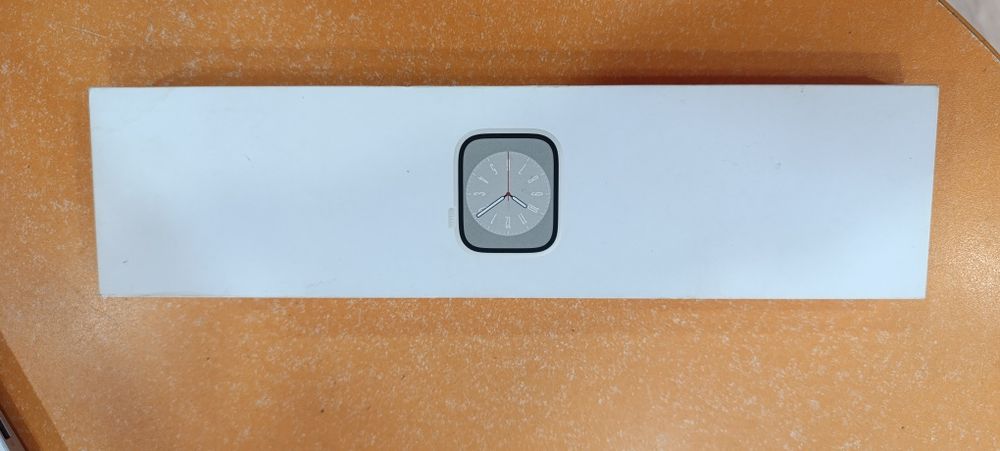 Продам Apple Watch 8 41mm 93%