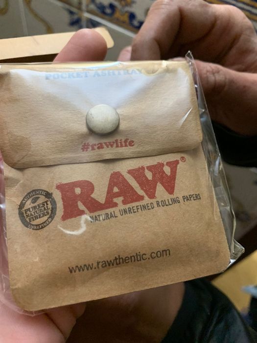 Caixa 10 cinzeiros portateis