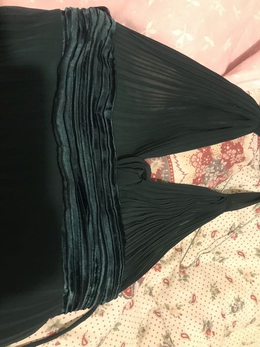 Vestido de cerimonia verde garrafa como novo