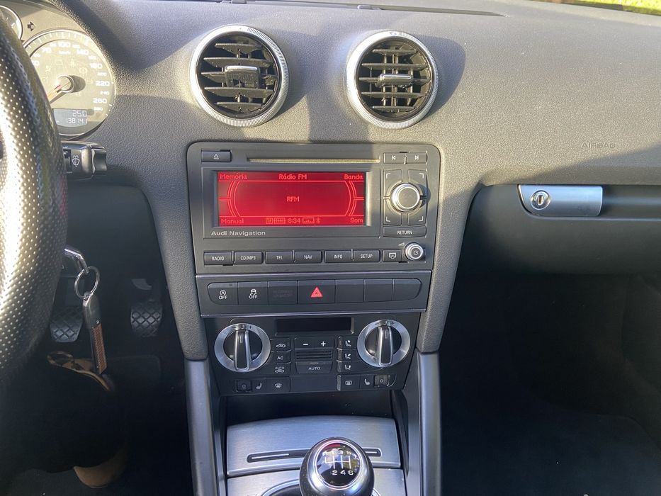 Audi A3   2.0  TDI  Sline