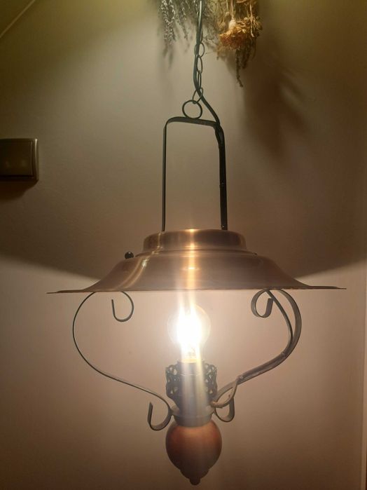 Piękna lampa - Stal, Miedź, Wiśnia