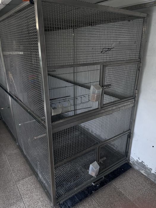 Gaiola em aço inoxidável