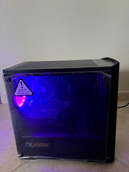 Gaming PC - powered by AMD
