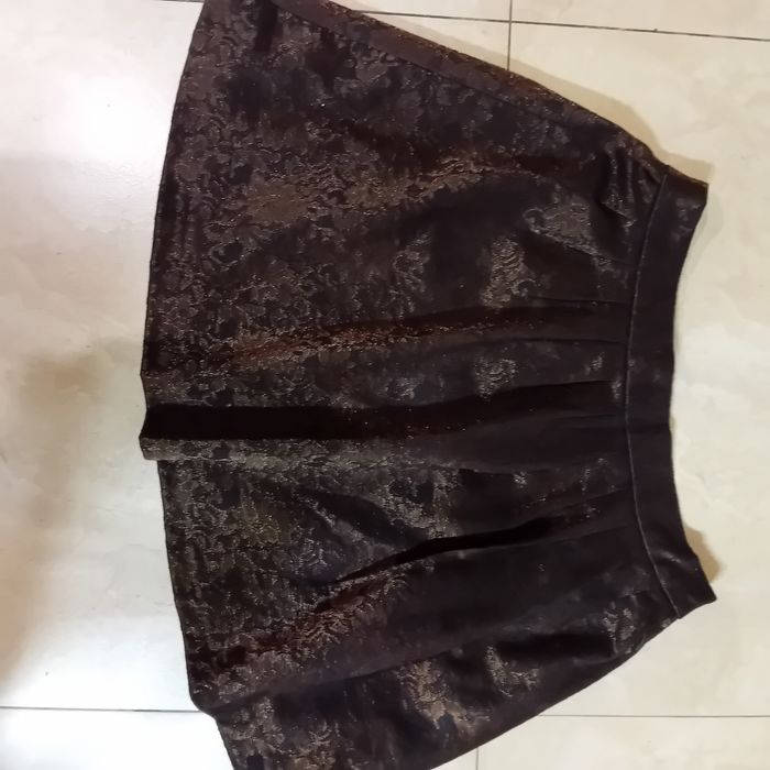 Peześliczna spódniczka damska M brązowa