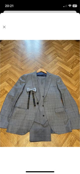 Костюм чоловічий