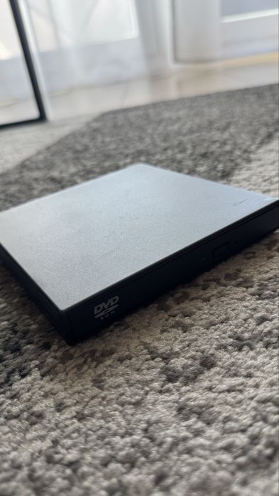 Zewnętrzny napęd CD / DVD-ROM USB – Stan bardzo dobry