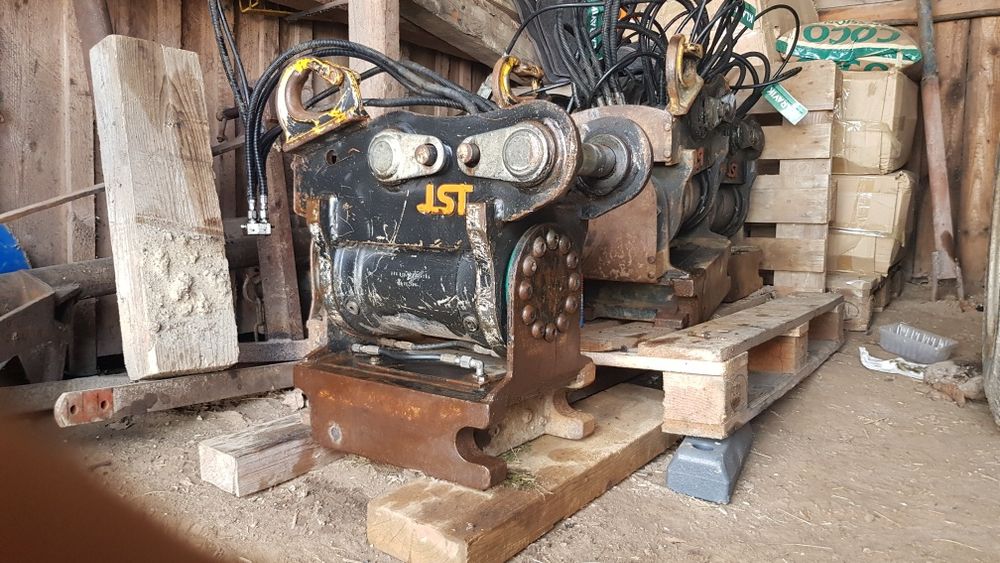 Engcon Rototilt szybkozłącze hydrauliczne oraz powertilt