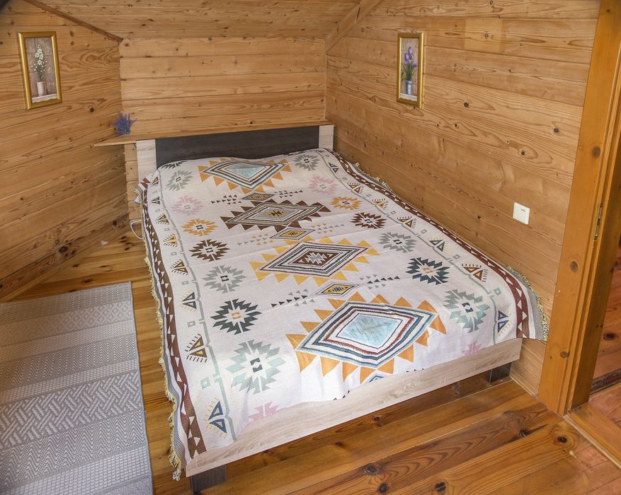 Продаж комплексу котеджів у центрі Східниці