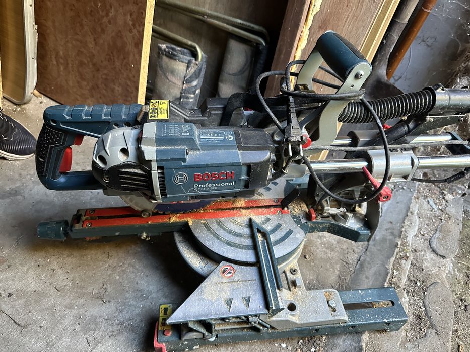 Bosch GCM 8 SDE Professional + stół GTA 3800 + 2 nowe tarcze