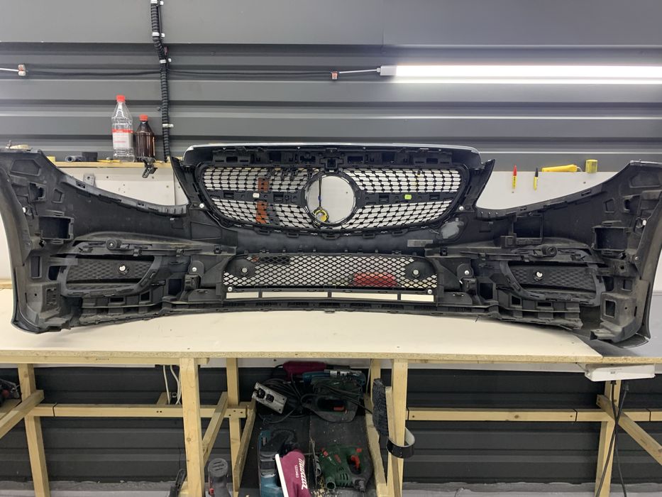 Бампер мерседес є клас