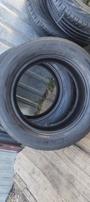 Sprzedam komplet opon 215 55R16 TOYO !