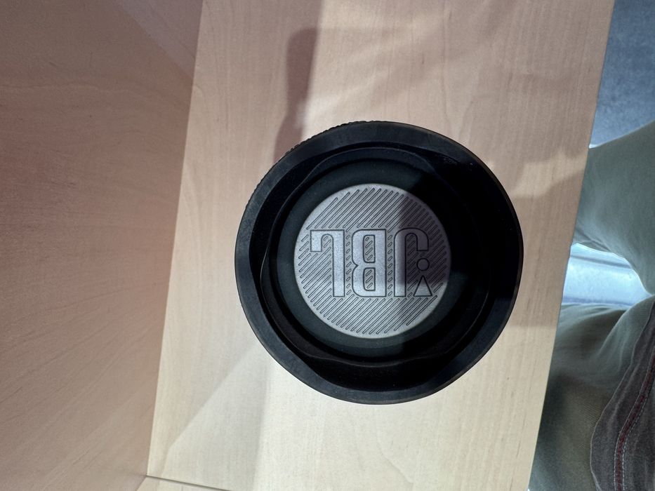 Колонка JB Charge 4